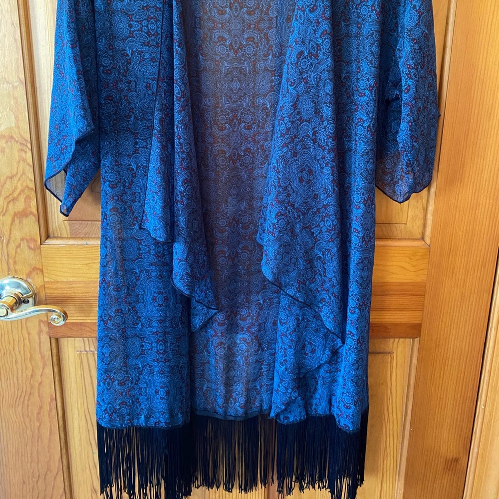 Lularoe bohemian fringe wrap size S